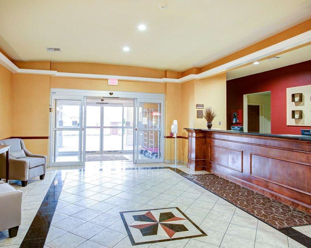 Comfort Suites Texas Ave College Station Interior photo